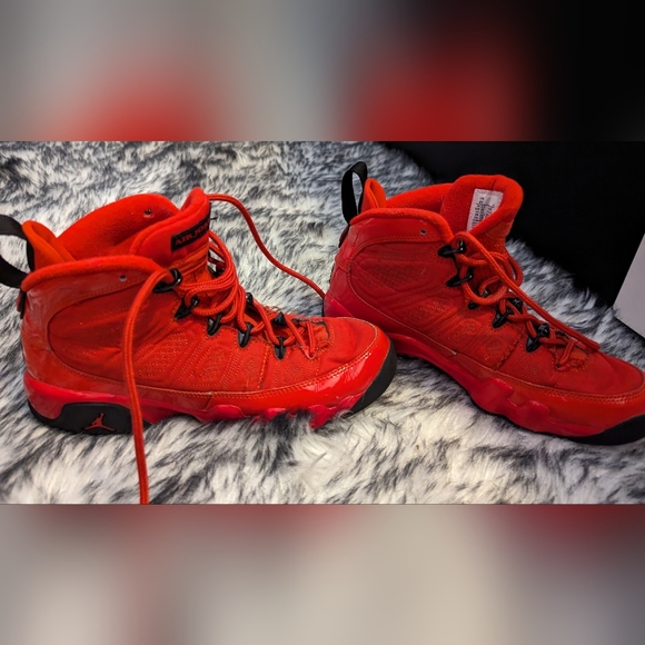 Nike Air Jordan Retro 9 Chile Red Size 4Y Sneakers - Picture 13 of 15
